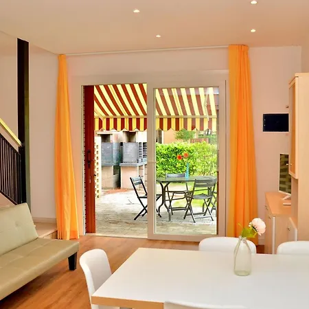 Comfortable For 6 Guests - Beahost Villa
