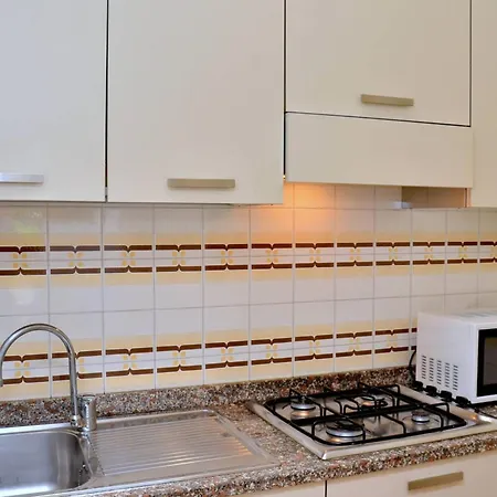 Comfortable For 6 Guests - Beahost Villa Bibione