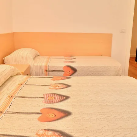 Willa Comfortable For 6 Guests - Beahost Bibione